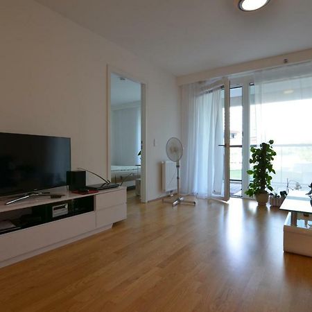 Apartment With Parking On Premise Wina Bagian luar foto