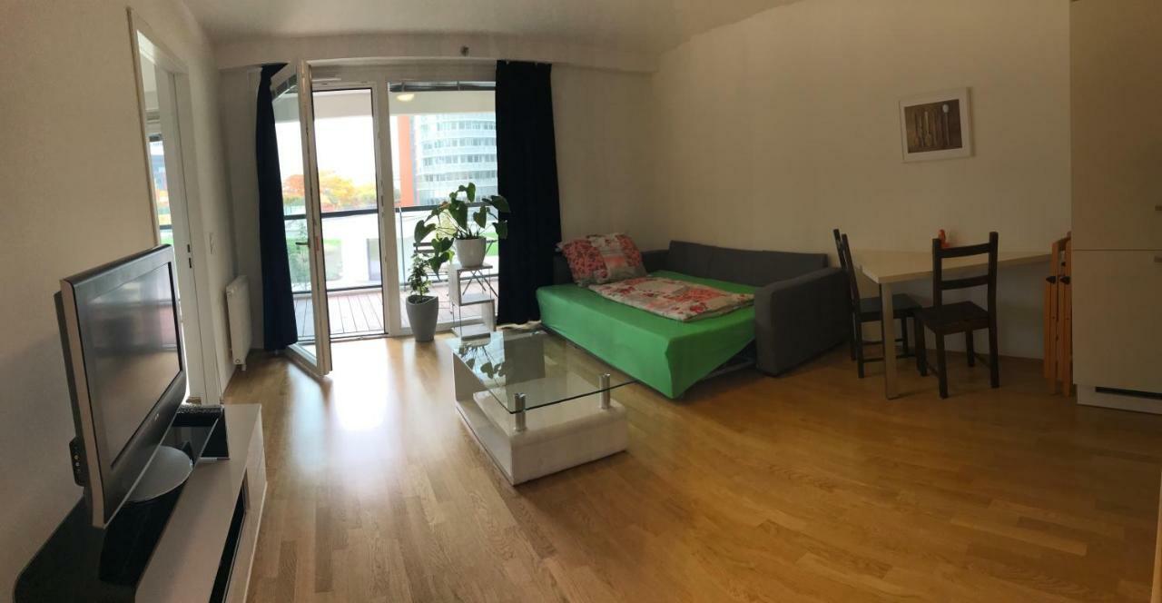 Apartment With Parking On Premise Wina Bagian luar foto