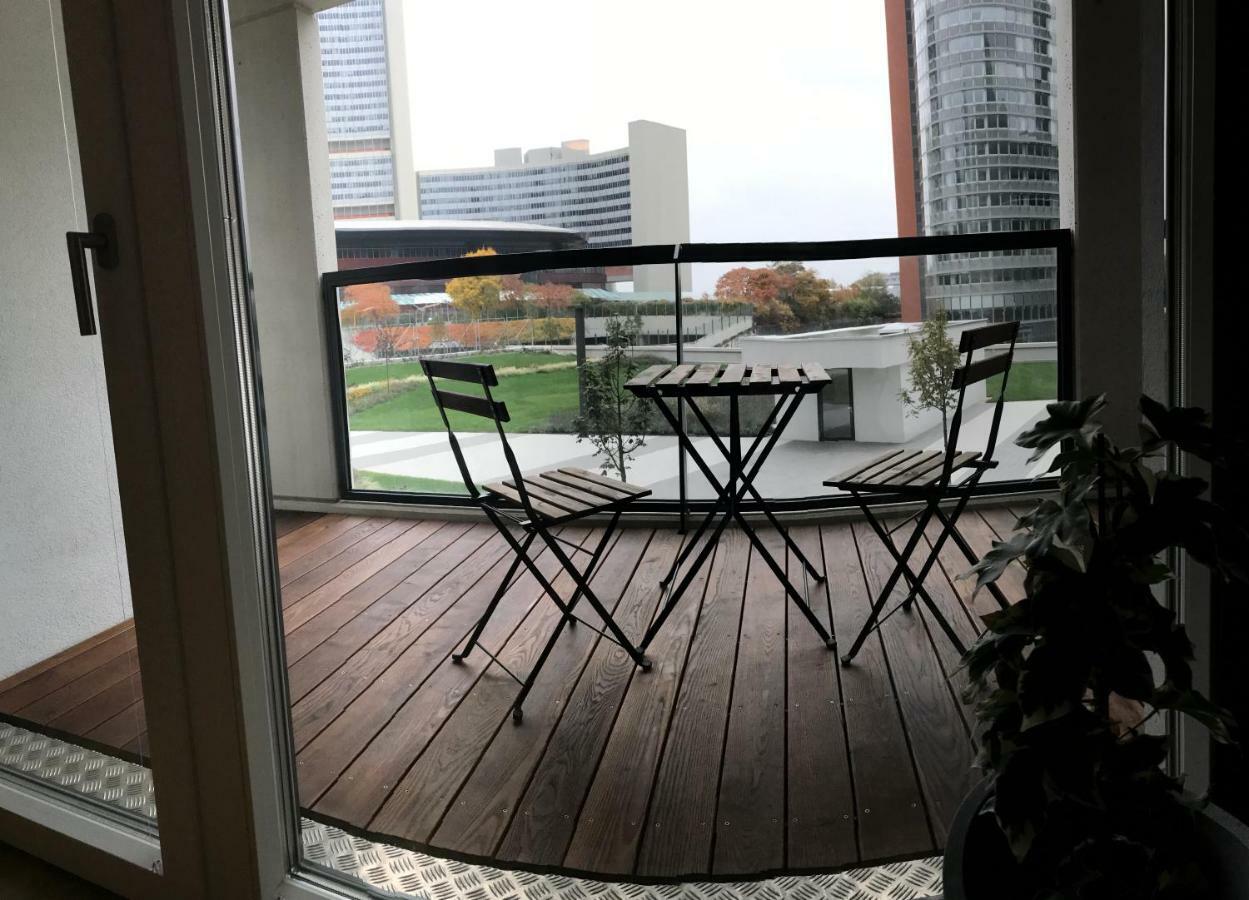 Apartment With Parking On Premise Wina Bagian luar foto