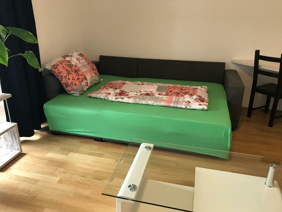 Apartment With Parking On Premise Wina Bagian luar foto