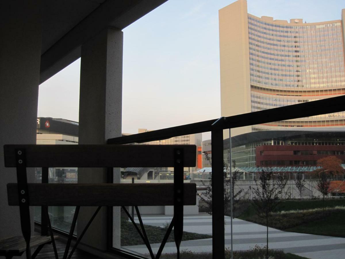 Apartment With Parking On Premise Wina Bagian luar foto