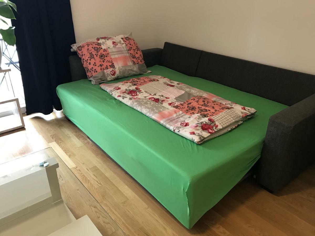 Apartment With Parking On Premise Wina Bagian luar foto