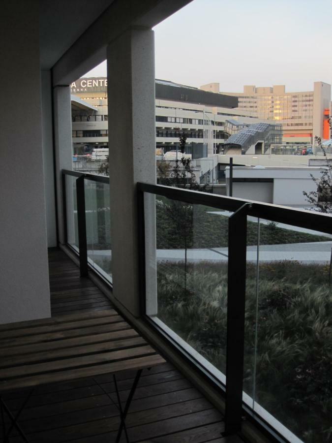 Apartment With Parking On Premise Wina Bagian luar foto