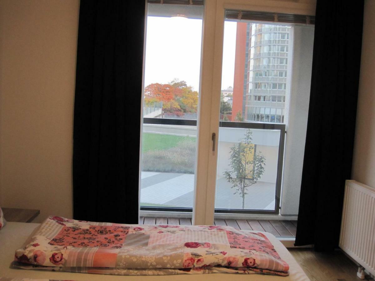 Apartment With Parking On Premise Wina Bagian luar foto